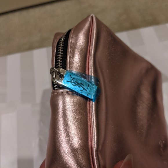 YSL Yves Saint Laurent Rose Gold Makeup Pouch - Picture 5 of 10